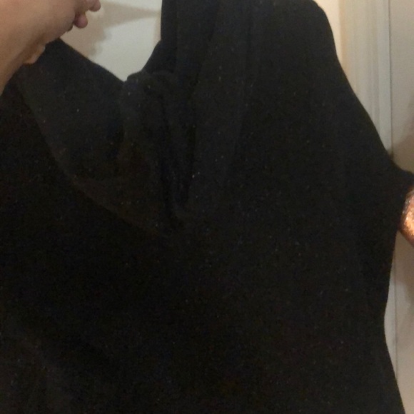 Calvin K crop top hoodie - Picture 3 of 3